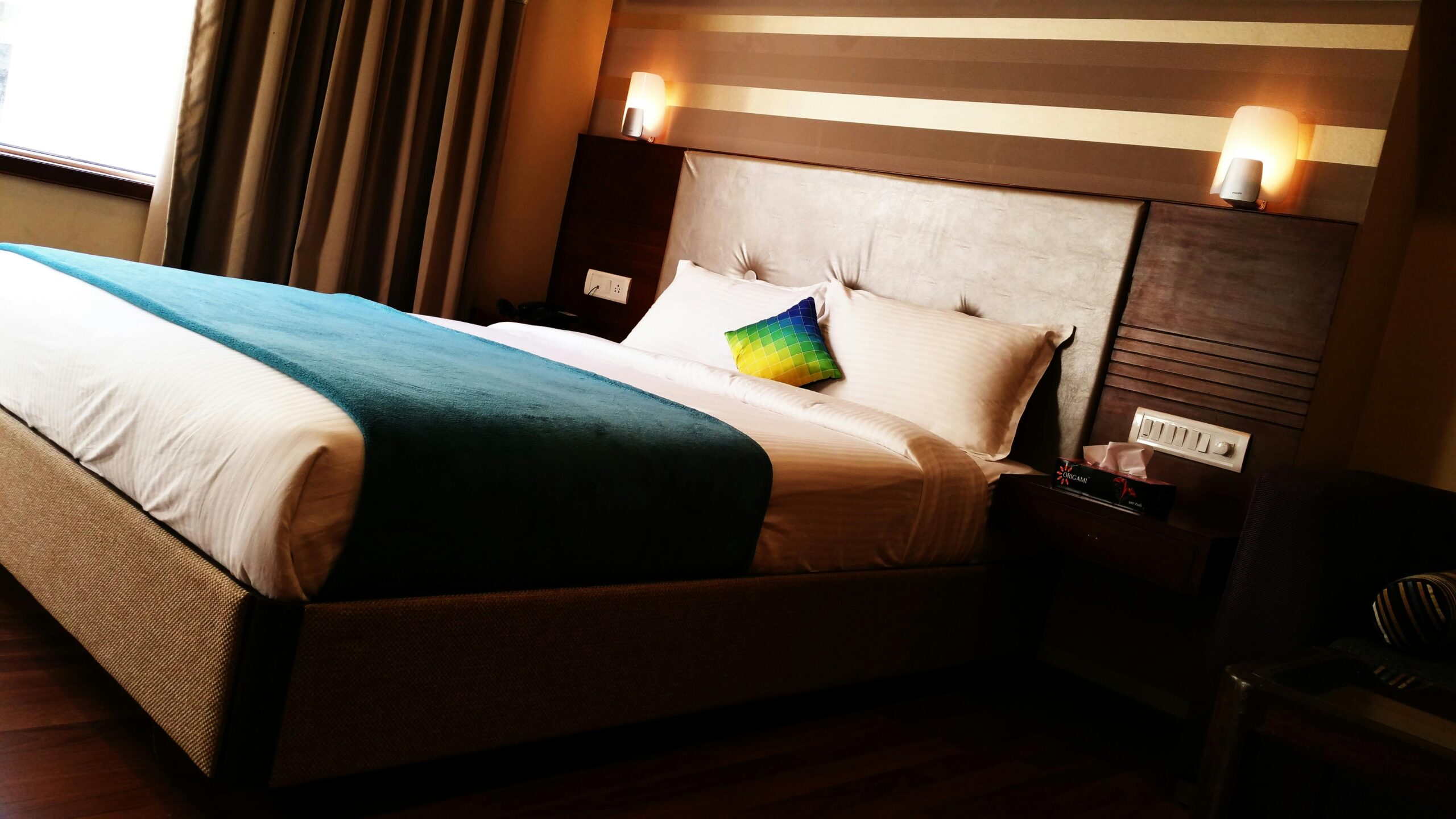 bad vs good feng shui bedroom layout comparison